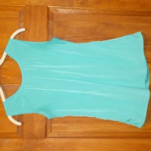 Merona woman's size SP sleeveless sheer top w front ruching, back fabric button